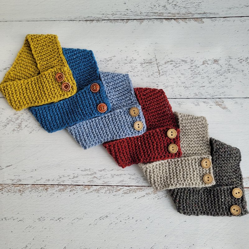 Pet Scarf/Hand Knitted/Pet Accessories/Cats/Dogs - 衣/帽 - 羊毛 