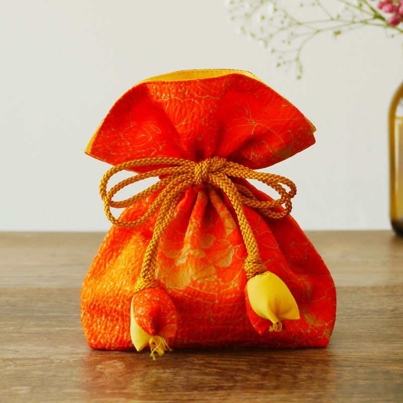 幸せ巾着　FUGURO　菊文 - 化妆包/杂物包 - 棉．麻 红色
