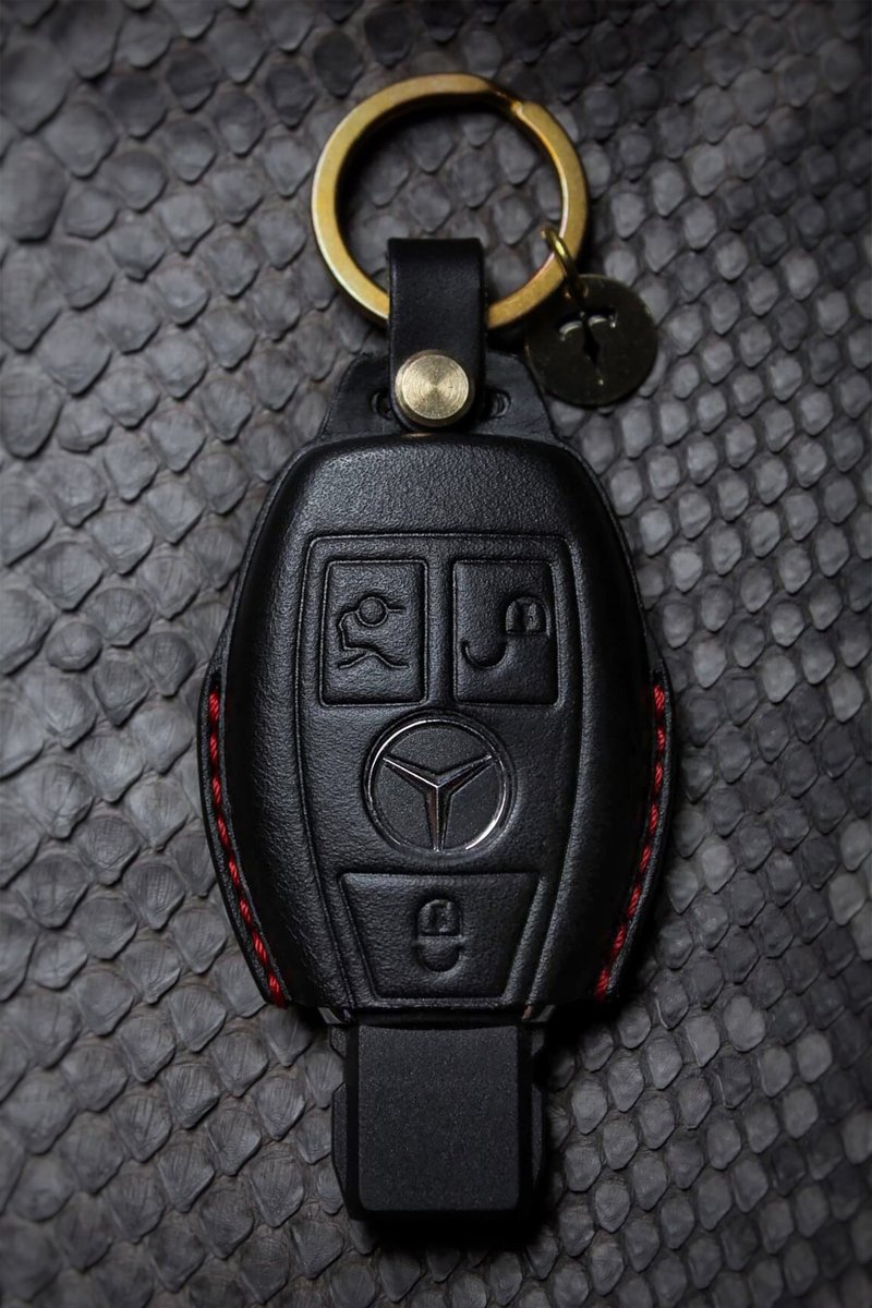 【现货版】奔驰 Benz A250 C300 W205 W213 汽车钥匙包钥匙皮套 - 钥匙链/钥匙包 - 真皮 黑色