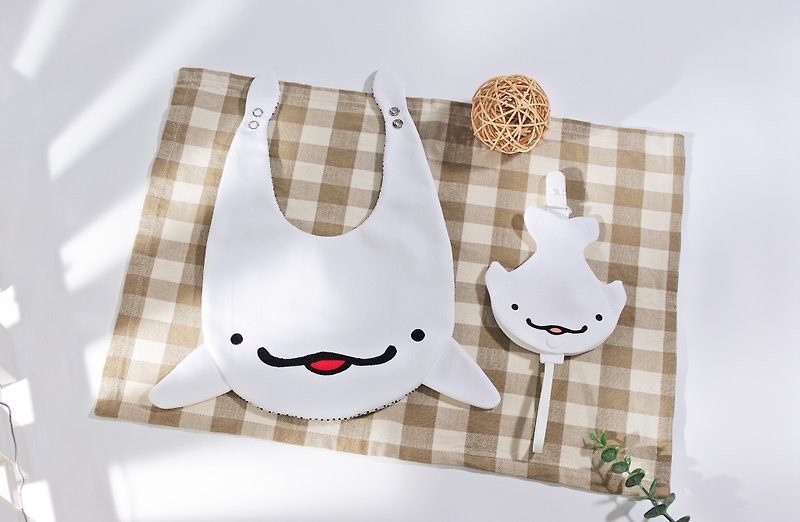 超萌白鲸 造型围兜兜套组 弥月礼物 - 满月礼盒 - 棉．麻 