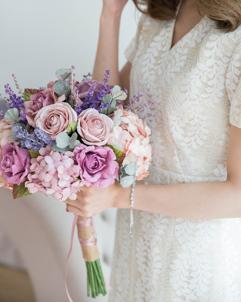 Mauve Rose and Hydrangea - Perfect Love Round Bridal Bouquet - 木工/竹艺/纸艺 - 纸 紫色