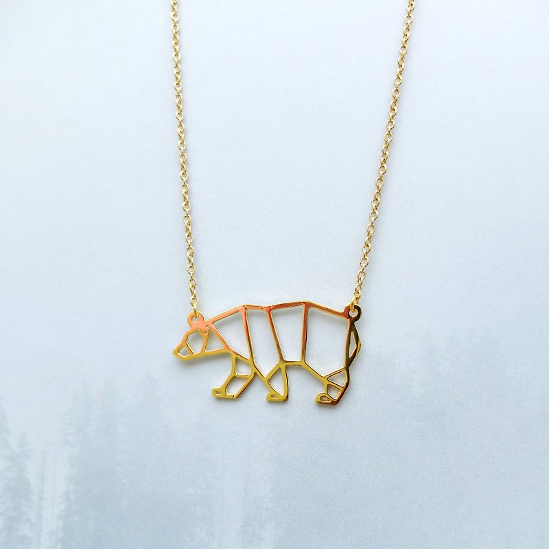 Polar Bear Necklace gift for animal lover, Gold Plated Jewelry, Origami Design - 项链 - 铜/黄铜 金色
