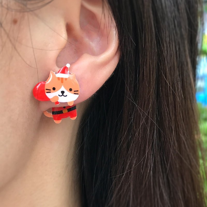 Meow原创手作Xmas圣诞限定版圣诞老人猫猫送礼物耳环 - 耳环/耳夹 - 塑料 红色