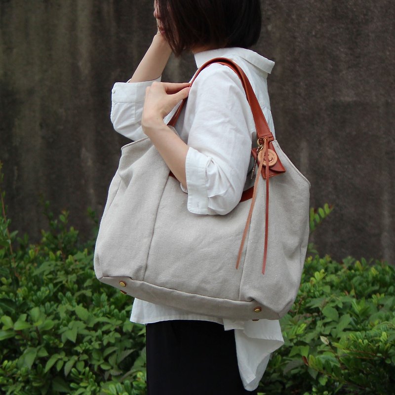 tanton-linen-レッドブラウン　リネン帆布×レザーバッグ - 手提包/手提袋 - 棉．麻 灰色