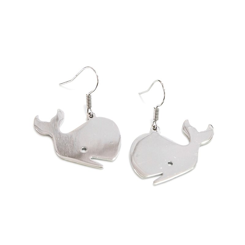 Cute Whale graphic earring - 耳环/耳夹 - 铜/黄铜 银色