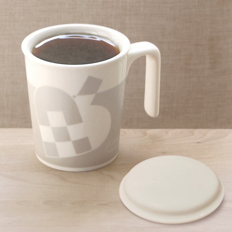 雪之心亲亲马克杯+白瓷杯盖 -P+L限定杯组(台湾制可微波烤箱) - 咖啡杯/马克杯 - 瓷 银色