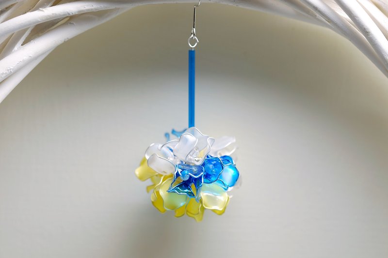 花球 蓝 手作饰品耳环单颗 - 耳环/耳夹 - 塑料 蓝色