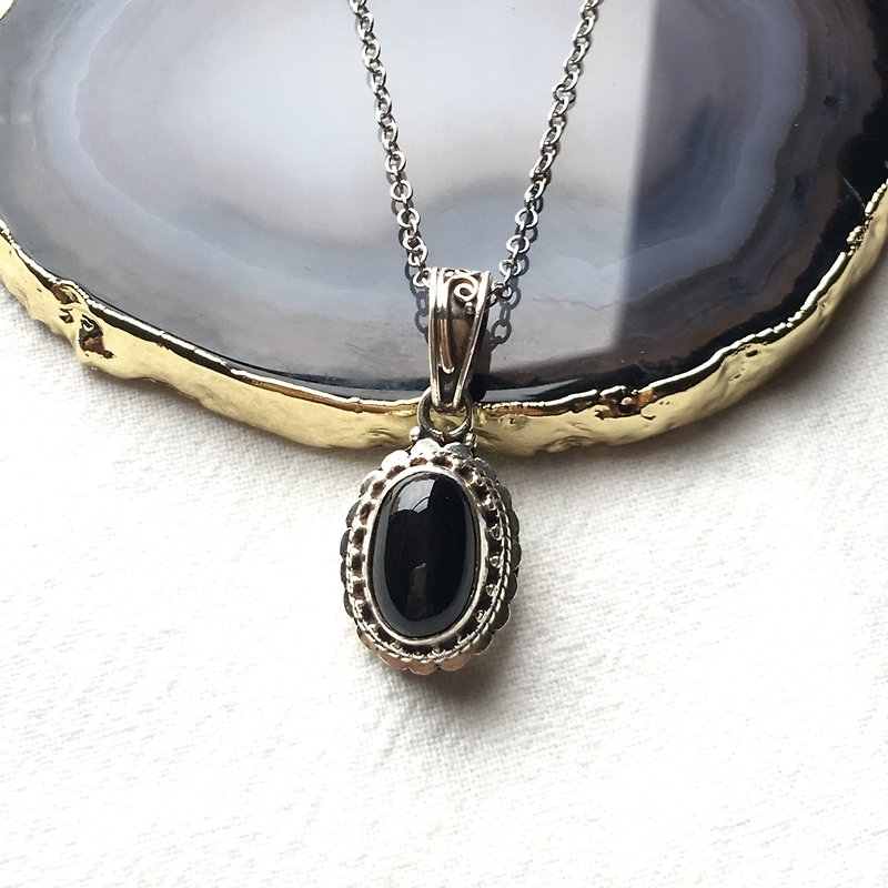 黑星石925纯银典雅风格项链 尼泊尔手工银饰 款1 - 项链 - 宝石 银色