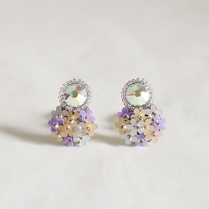 Earrings bijoux & bouquet violet - 耳环/耳夹 - 玻璃 紫色