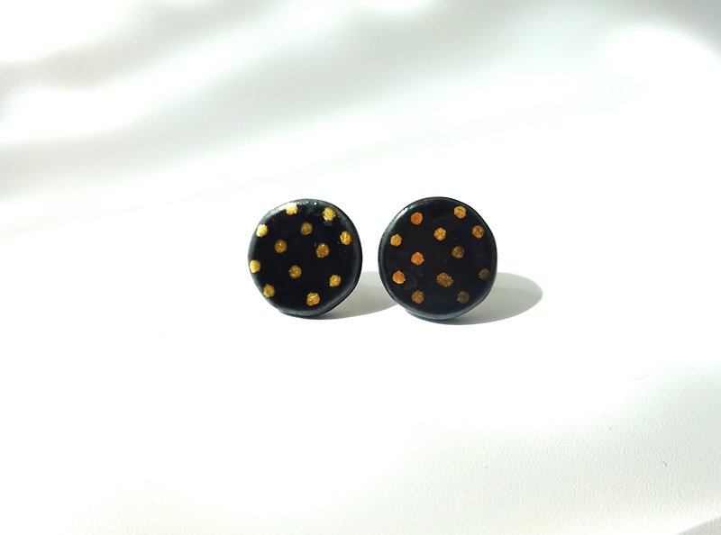 金彩dot round pierce ・ earring   黒 - 耳环/耳夹 - 陶 黑色
