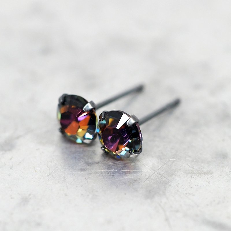 Galaxy 'Volcano' Crystal Earrings, Black Sterling Silver, 6mm Round - 耳环/耳夹 - 其他金属 多色