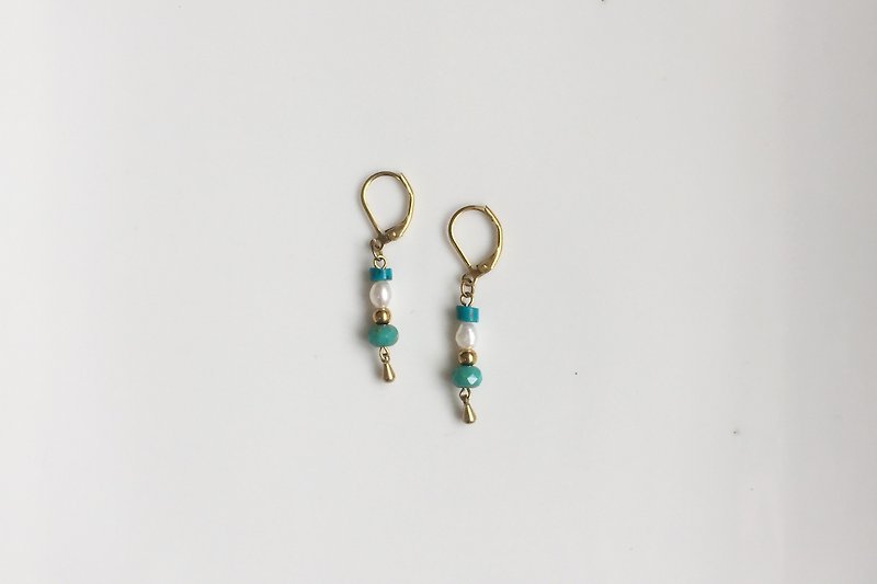 布达佩斯 简约黄铜天然石造型耳环 - 耳环/耳夹 - 其他金属 蓝色