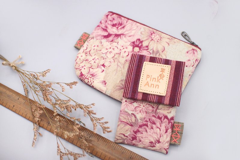 平安经典卡包-粉紫花,手感棉麻,名片包,悠游卡包直接过卡 - 证件套/卡套 - 棉．麻 紫色
