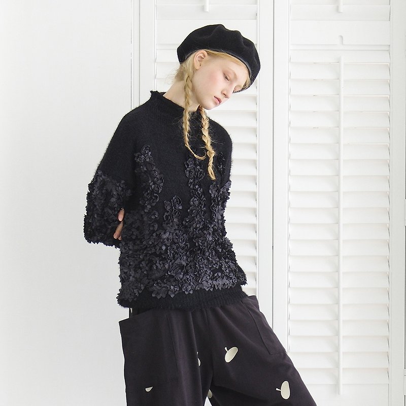 黑色朵朵花毛衣 - imakokoni - 女装针织衫/毛衣 - 羊毛 黑色