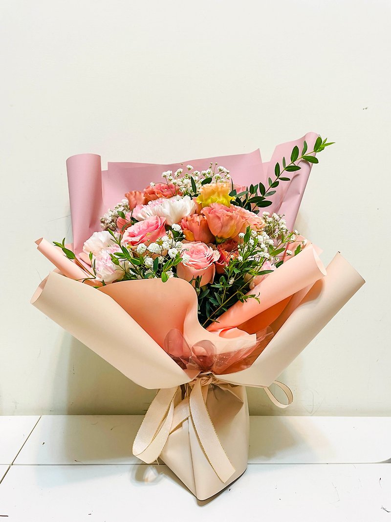 粉红康乃馨与粉红玫瑰花束 - 其他 - 植物．花 粉红色