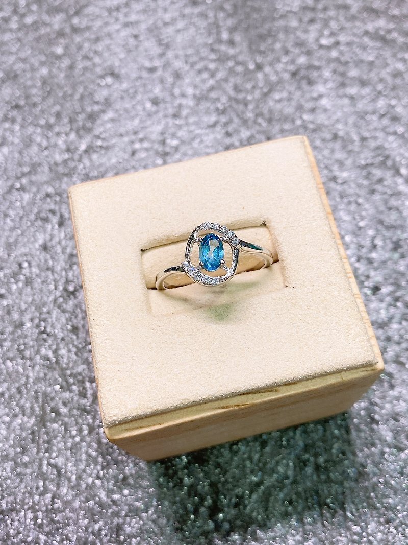 天空蓝 托帕石 锆石 戒指 印度制 手工制 925纯银 - 戒指 - 宝石 蓝色