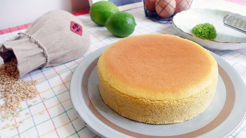 — 无 麸 质 — 糙米蛋糕- 柠檬轻奶酪 - 蛋糕/甜点 - 新鲜食材 绿色