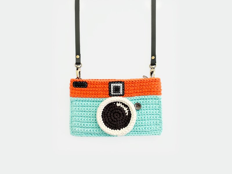 Crochet Vintage Camera Purse/ Mint-Orange Color - 侧背包/斜挎包 - 棉．麻 蓝色