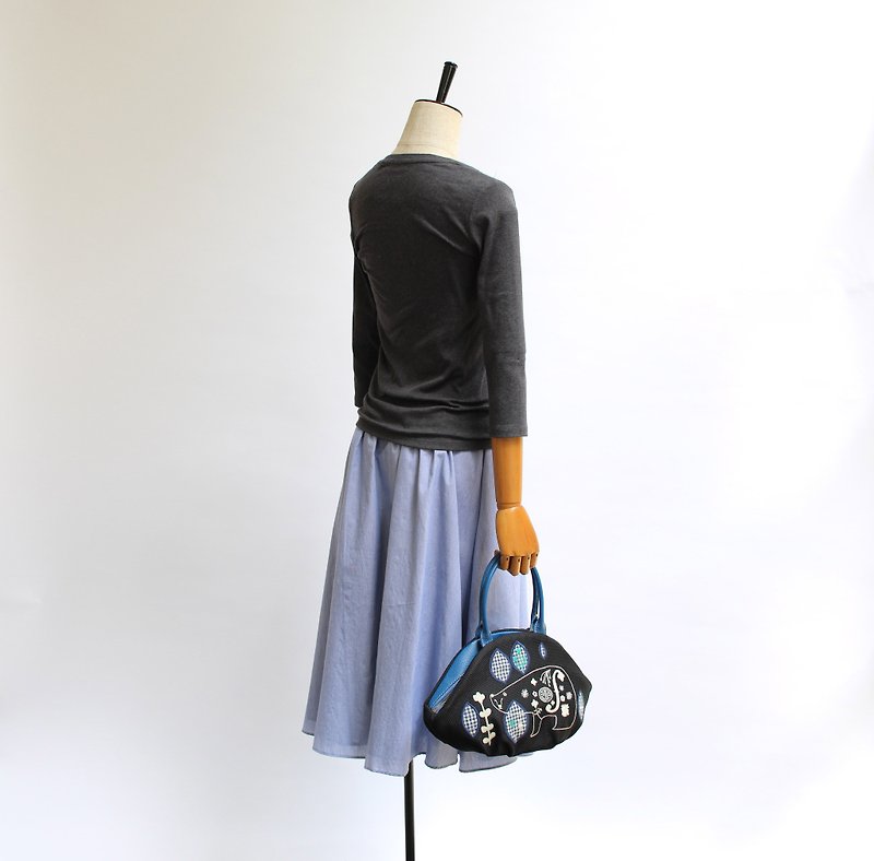 シロクマ刺繍・アーモンドバッグ - 手提包/手提袋 - 聚酯纤维 黑色