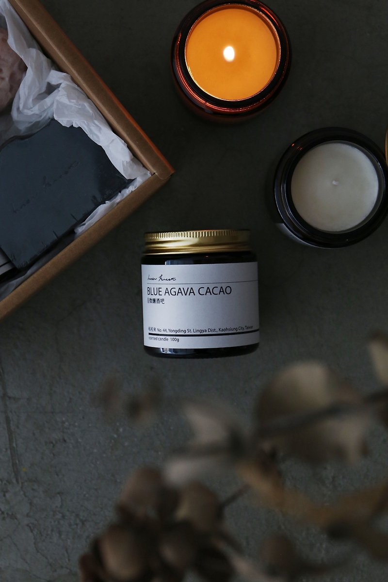 Blue Agava Cacao | 微醺酒吧香氛按摩蜡烛 - 蜡烛/烛台 - 蜡 白色