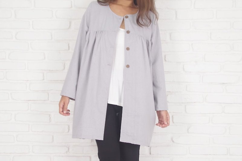 さらりと羽織れるリネン素材のノーカラーコート　グレー - 女装休闲/机能外套 - 棉．麻 灰色