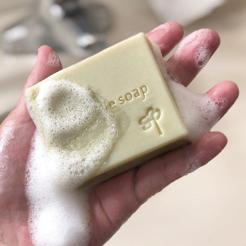 皂匠子【亲肤低敏】100%纯酪梨皂丨无香宝宝皂 - 肥皂/手工皂 - 植物．花 绿色