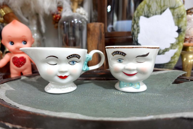 美国中古董90年代立体陶瓷笑脸娃娃奶壶咖啡店家居摆设茶杯咖啡杯 - 咖啡杯/马克杯 - 陶 白色