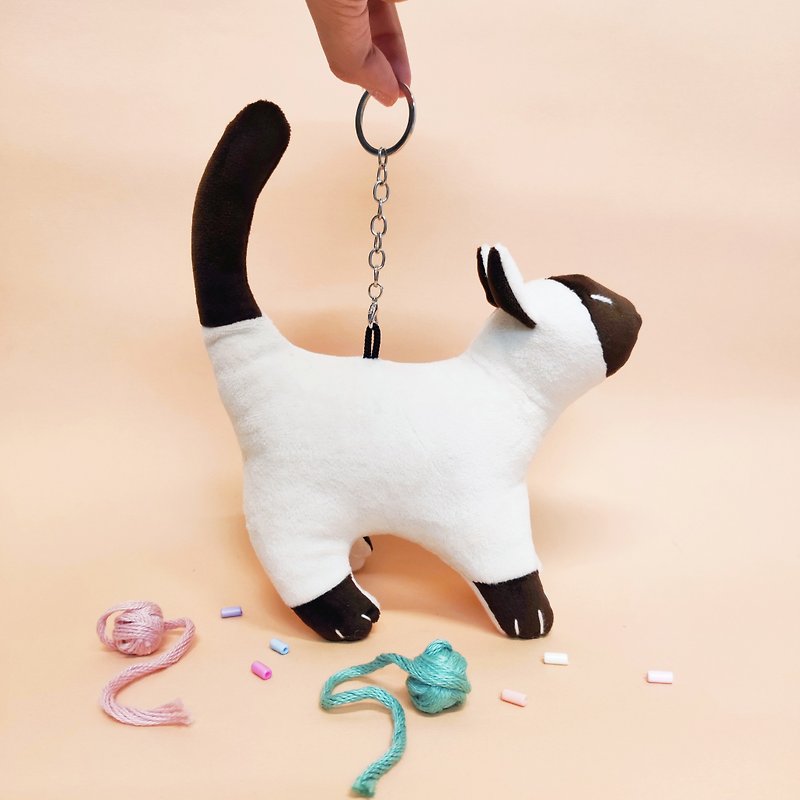 Siamese Cat Doll Charm/ Key ring (Size M) - 钥匙链/钥匙包 - 聚酯纤维 咖啡色