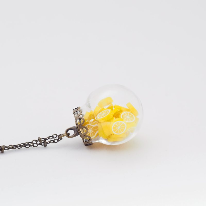 “爱家作-OMYWAY”手工制作柠檬玻璃球颈链 - 颈链 - 玻璃 