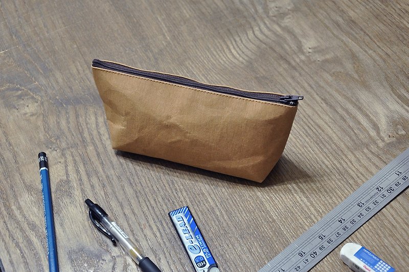 ENDURE素色笔袋/仿纸袋皮革材质 - 铅笔盒/笔袋 - 防水材质 咖啡色