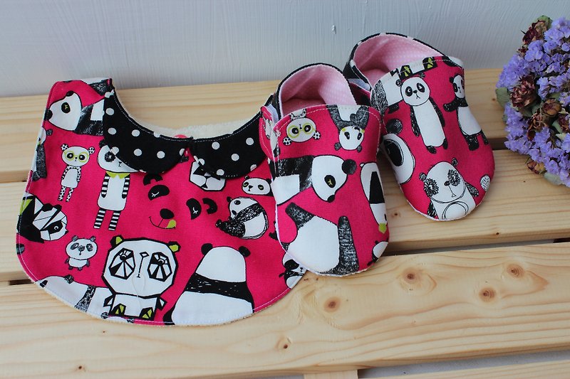 亮桃红色熊猫 满月礼弥月礼 宝宝鞋+围兜 - 童装鞋 - 其他材质 多色