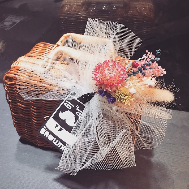 【黑熊先生巧克力布朗尼】布朗尼永恒花礼盒 - 蛋糕/甜点 - 新鲜食材 多色