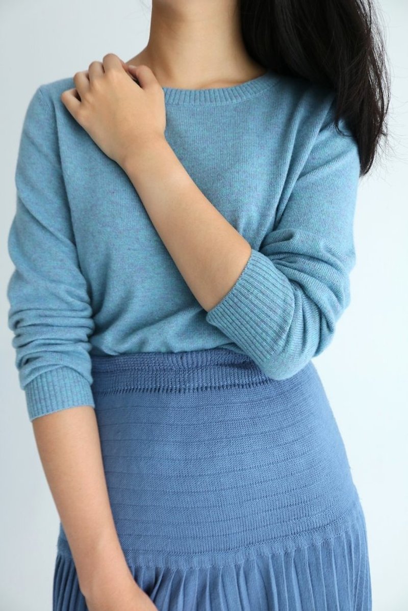 Cielo Sweater (more colors/sizes available) 灰花蓝喀什米尔羊毛毛衣(可订做其他颜色) - 女装针织衫/毛衣 - 羊毛 蓝色