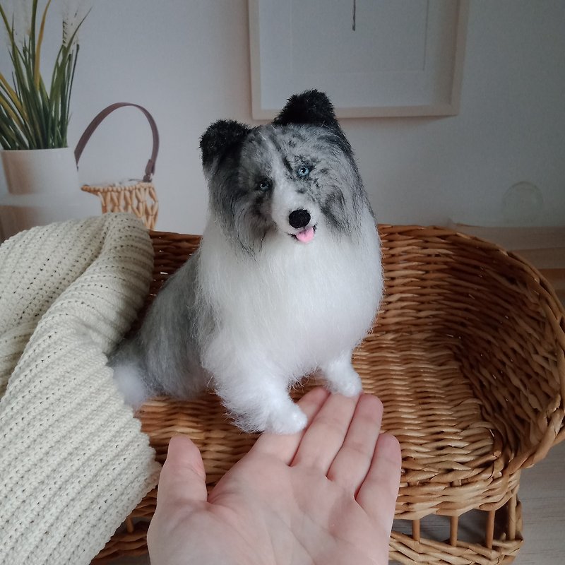 5.5 inches height Custom Miniature Realistic Shetland Sheepdog Bi Blue figurine - 玩偶/公仔 - 其他材质 灰色