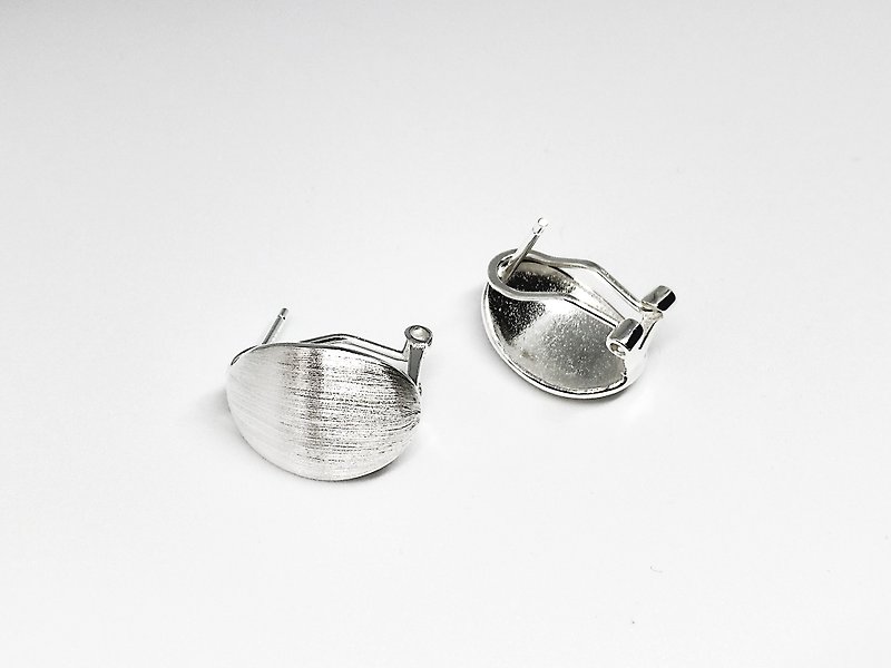 S Lee-925银 手作 雾面椭圆耳针\耳环\可改耳夹 - 耳环/耳夹 - 其他金属 