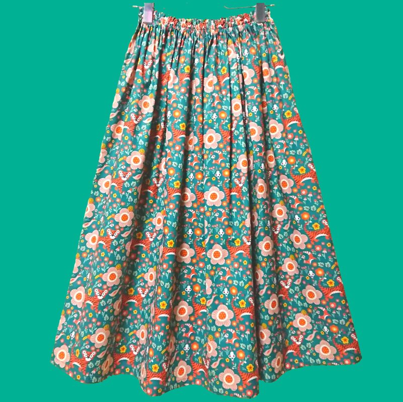 【受注制作】 Little Tiger green Skirt / Free size / USA fabric / 日本製 - 裙子 - 棉．麻 绿色