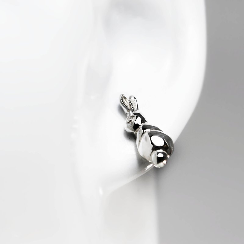 小兔子耳环 - 耳环/耳夹 - 纯银 银色