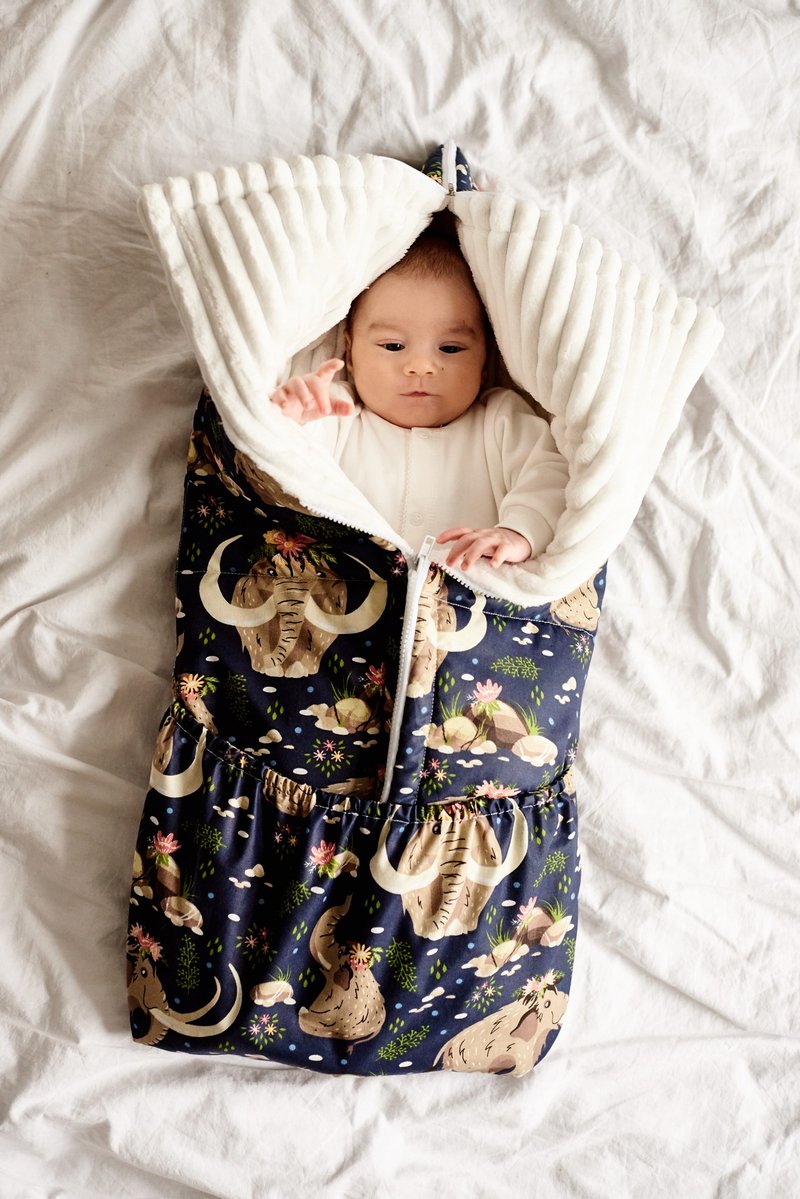 Baby sleeping bag for newborn girl and boy, minky sleep swaddle sack, elephant - 婴儿床上用品 - 棉．麻 蓝色