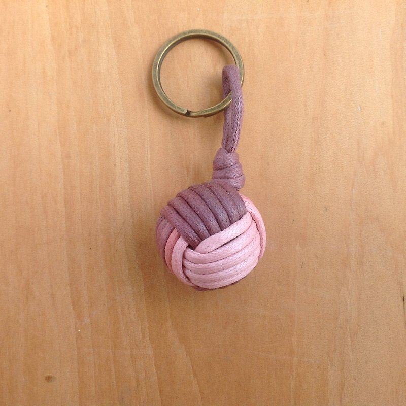 Monkey fistknot钥匙圈- 水手钥匙- 渐层粉紫色 - 钥匙链/钥匙包 - 其他材质 多色
