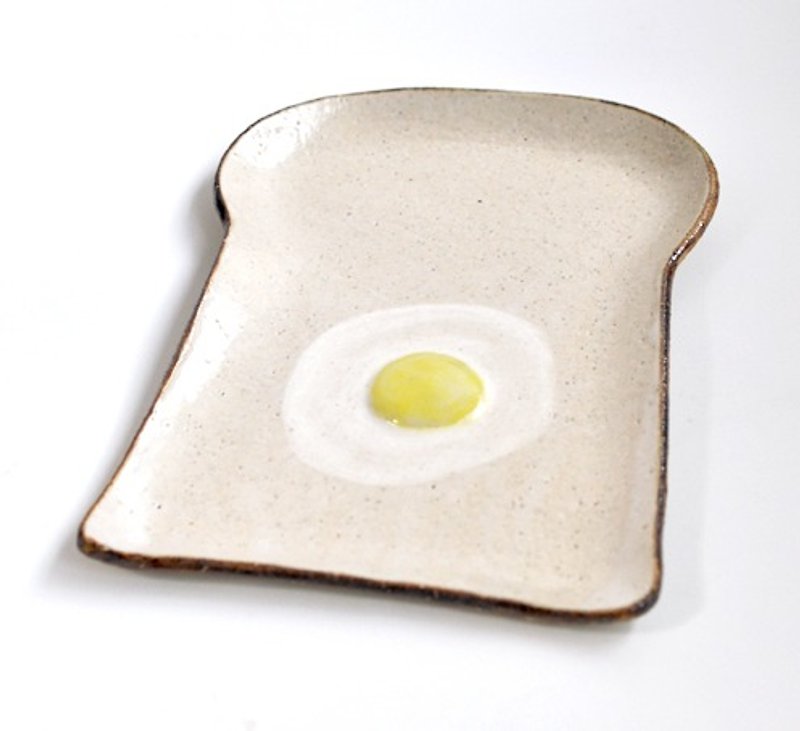 食パンの皿 ラージサイズ sunny-side upバージョン - 浅碟/小碟子 - 陶 白色