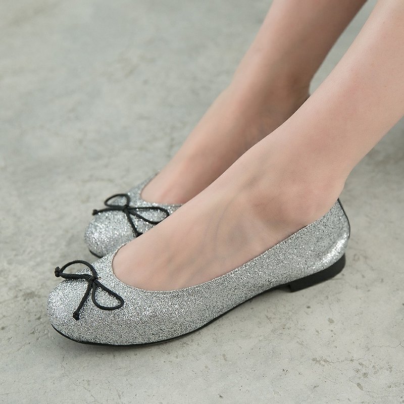 Maffeo 娃娃鞋 芭蕾舞鞋 轻舞芭蕾晶钻质感娃娃鞋(1230银钻) - 芭蕾鞋/娃娃鞋 - 真皮 银色