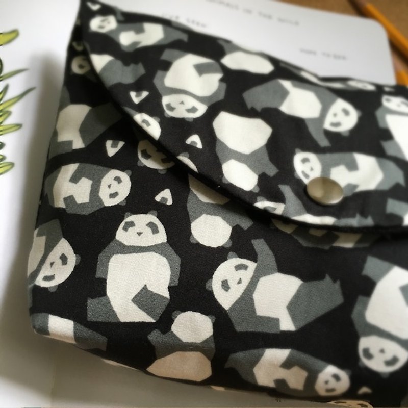 熊猫化妆包 黑白 笔袋 收纳 文件 相机包 - 化妆包/杂物包 - 棉．麻 