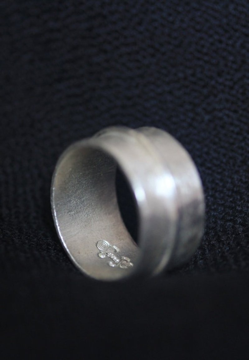 Handmade Silver Wire on a silver base 96% silver Ring (R0012) - 戒指 - 其他金属 
