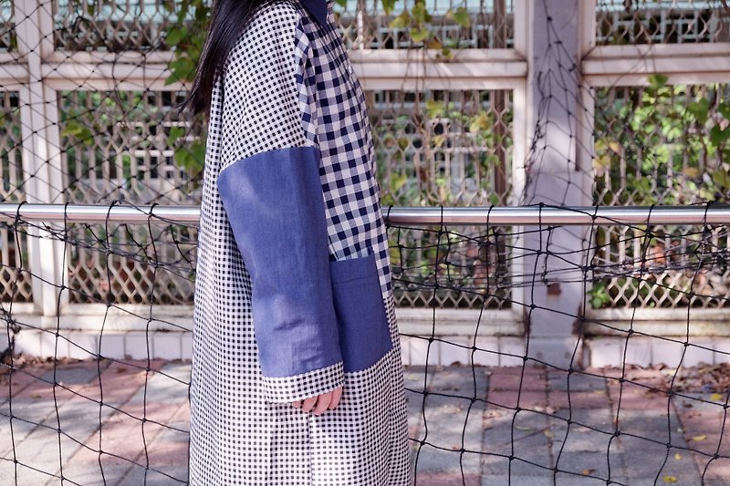 日本格纹拼接宽版衬衫外套 - 女装休闲/机能外套 - 棉．麻 蓝色