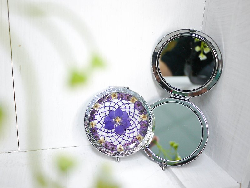 押花捕梦网便携镜盒 | 紫白、银 - 彩妆刷具/镜子/梳子 - 其他金属 紫色