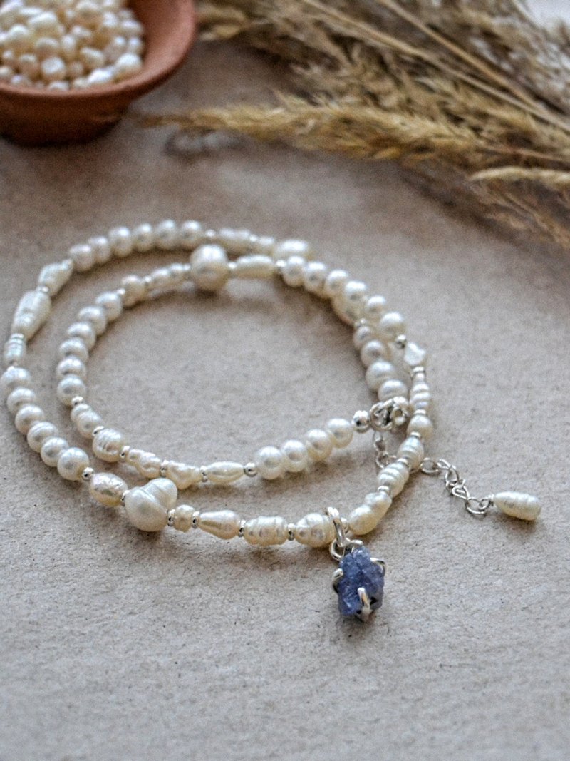 白色天然淡水珍珠项链，搭配坦桑石银吊坠 - 锁骨链 - 半宝石 白色