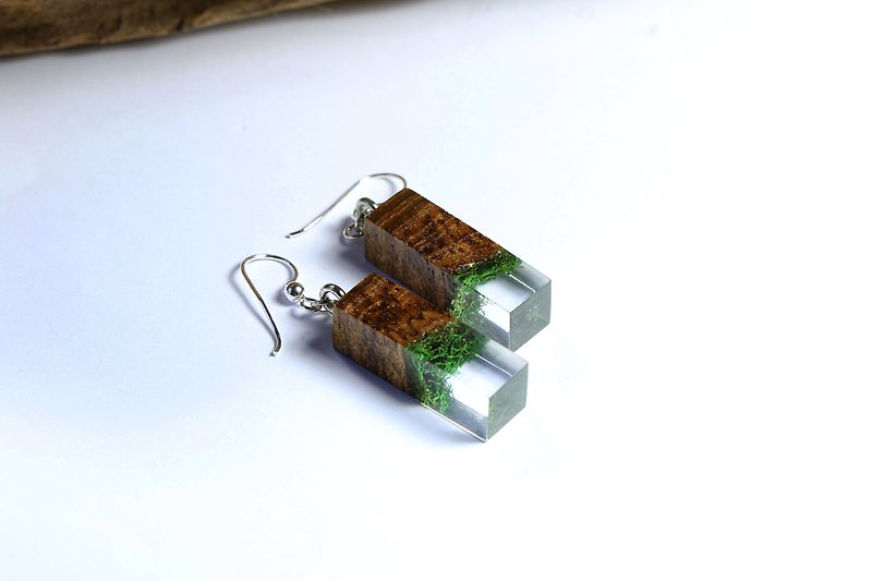 Under the sea - Earrings (from real moss & wooden) - 耳环/耳夹 - 木头 绿色