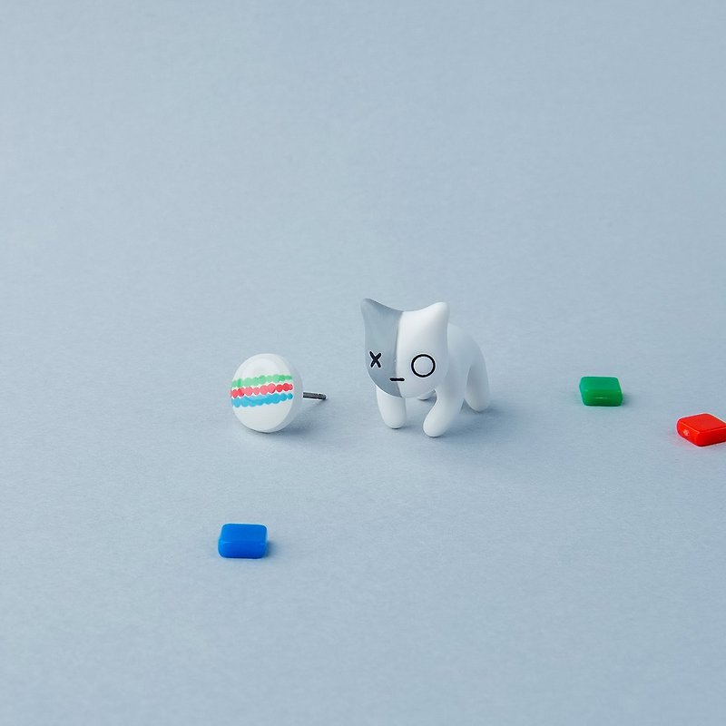 Van BT21 Cat - Polymer Clay Earrings, Handmade&Handpaited Catlover Gift - 耳环/耳夹 - 粘土 灰色