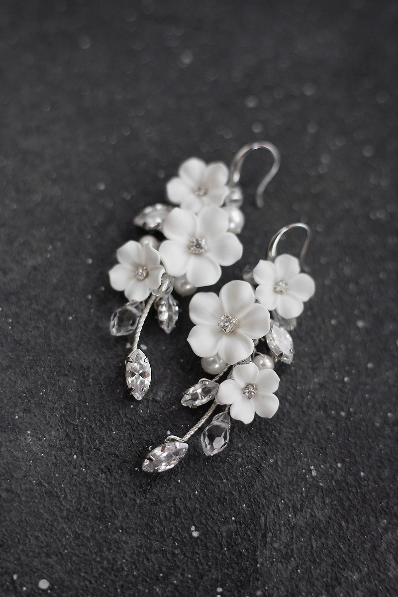 新娘花卉耳环、白色/粉红色\象牙首饰、花卉婚礼、订制颜色 - 耳环/耳夹 - 粘土 白色
