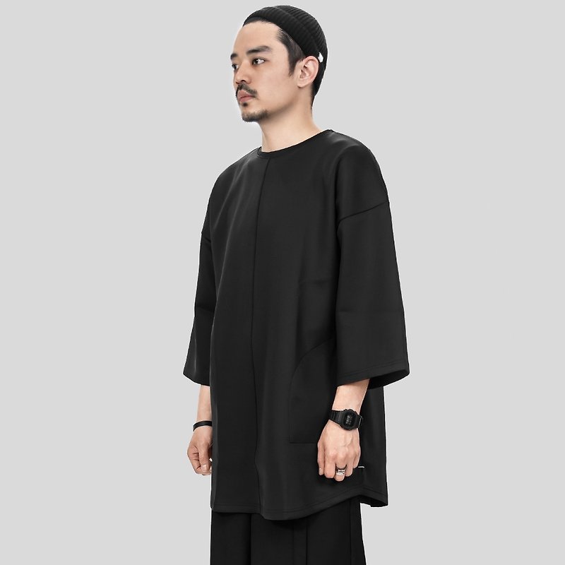 【ionism】太空棉落肩七分袖T黑 - 男装上衣/T 恤 - 聚酯纤维 黑色